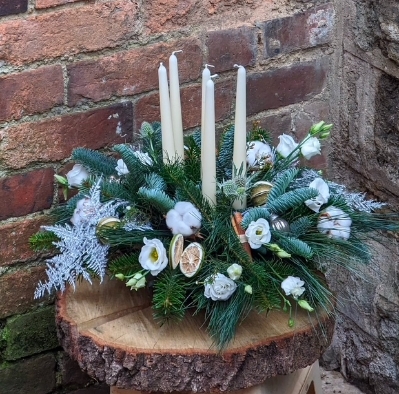 White Christmas candle arrangement